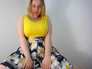 Virgin girl cums hard after dancing in stunning dress