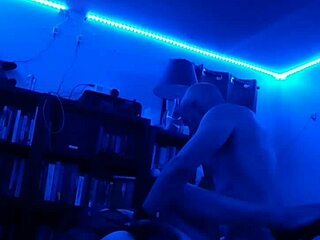 Fuck MILF And Young Sluts Hard!