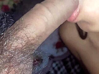 hey, wanna make me your bitch for a hard fuck with big cock blowjob? 😈