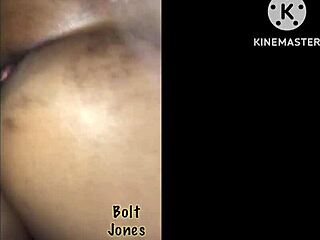 bucetuda squirts rain, cums and pees on pussy hair