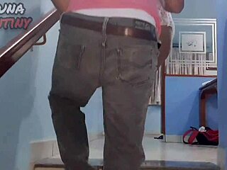 Marido, are you filming your esposa getting porra?