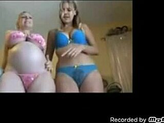 Pregnant woman in mobizen screen recording