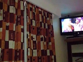 Man, I’m totally hooked on this madurita golosa massage vibe!