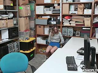 Aften Opal's Pussy Spread Wide for LP Officer Fuck