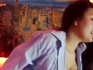 Intense Perreo Dance with Karol G and Alicia Keys on Live Cam