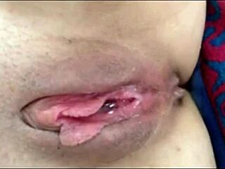 Fingering my girlfriend till she's soaking wet!