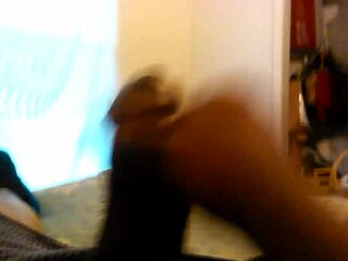 Vid 20151023: Capturing Solo Play in Private Moment