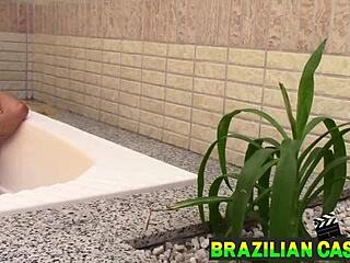 लैटिना एवि केथलिन मॉन्स्टर लंड से हार्डकोर एनल ऐक्शन में चुदाई!