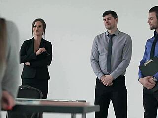 French Bodybuilder Seduces With Muscular Bareback And Moaning