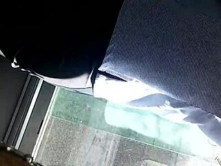 Peruvian mature mom shows off her ass in Arequipa 😏