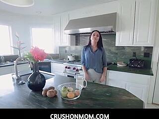 Big tits stepmom teaches stepson wild fucking tricks. Can't believe this heat! 😍