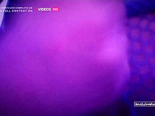 morena safada escapes party for dark room blowjob