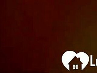 Amazing girlfriend reveals pussy in steamy shower fingering