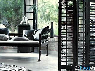 Want a facial on that fetish babe?