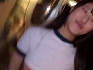 Yuzumi-Chan, 20, College Beauty, Cosplay in Gym Outfit. I’m Crazy for Her Twin-Tails and Bath Play!