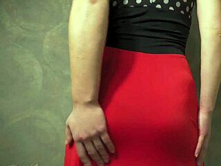 Hot milf in tight dress teasing that panty line