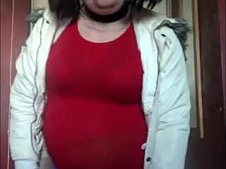 Bisexual Crossdresser Swallows Sperm