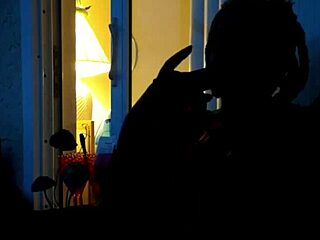 She tries to cum before sunset