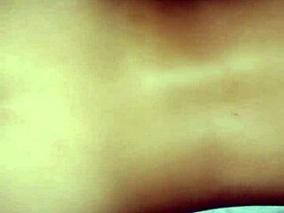 i'm jessica, cute mexican teen with big ass, eating it all arched and moaning with pleasure!