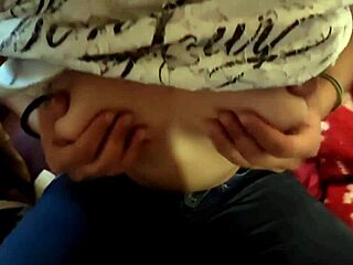 i was with my cute stepsister and we ended up cumming together