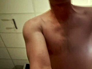 Hey, check out this amateur masturbation session! 😏