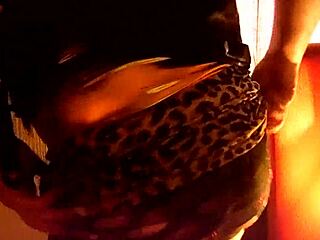 Goddess Lucy Diamond Twerking Divine Booty