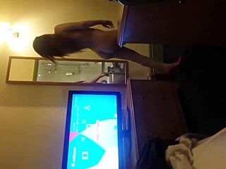 This sexy escort sucking my cock is amazing