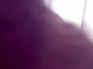 follando bajo las cobijas with horny wife