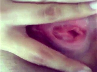 I insert my fingers for my boyfriend