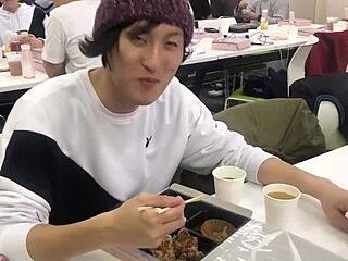 i just wanna eat that gay meat, ya know?