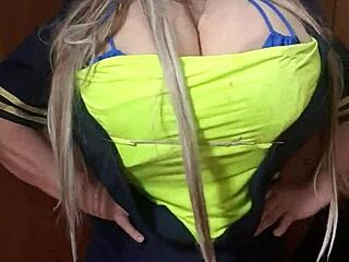 Hey, mistress susi is teasing with her huge tits in roleplay 😏 close-up bbw fun