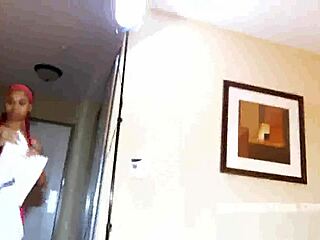 i'm a 19 yr nasty teen swallower, uh, oral freak