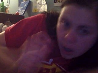 i give a sexy blowjob before bed