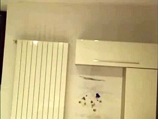 girlfriend enjoys endless homemade cunnilingus sessions