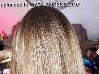 Lexi Squirts On Live Cam