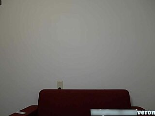 Sexy Babe Arygameplays! Clothed With Big Tits Smile!