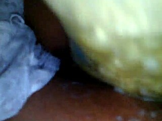 Amateur Video of Chi Dau Dam Dang Performance