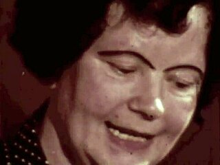 Vintage granny joins taboo foursome with fanny action