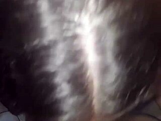 mulher gostosa sentando com calcinha de lado, netuno hot