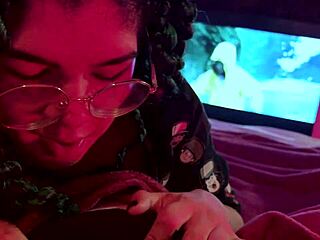 Sofie lollipop em um especial de halloween com muitas travessuras na rola grossa do seu amigo