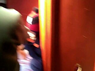 Bastidores with Pernocas and Luccy Joplin in hot reality scene