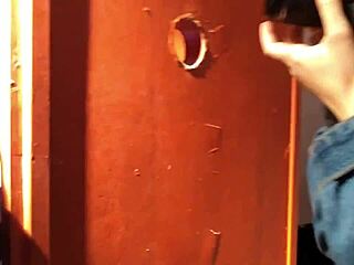 Bastidores with Pernocas and Luccy Joplin in hot reality scene