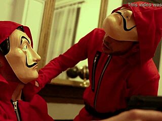 Menoboy receives casual oral blowjob in la casa de sexo.