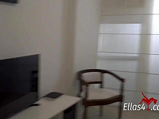 Dancing and fucking hot milf 😘 come see