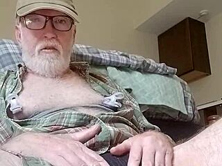 Thomas Odea enjoys gay porn with toys and monster cocks 😏