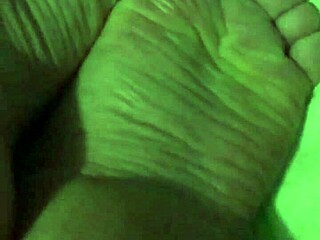 Solas Gay Twink Feet Fetish