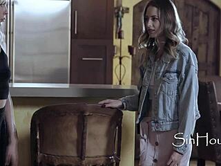 Wow, check Kyler Quinn and Rachael Cavalli licking pussy! 😍