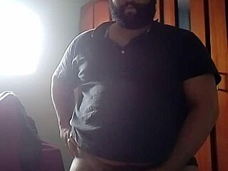 enjoying a porrada de gozo