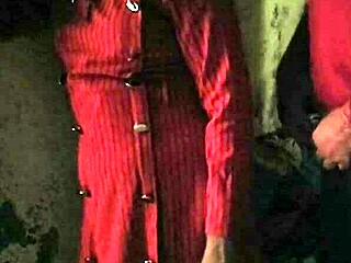 did i bring my girlfriend for fucking in the dark night?