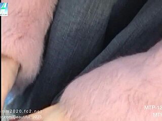 Nko-2's Nail Manicure Turns Into Intense Fingering!